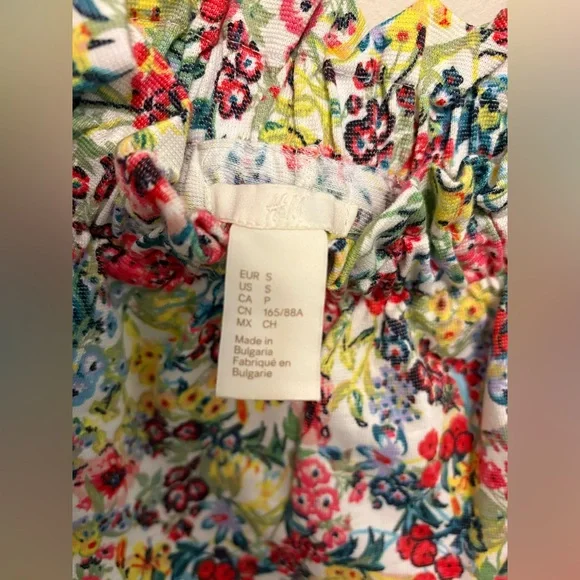 H&M Multicolor Floral Patterned Top - Picture 3 of 6